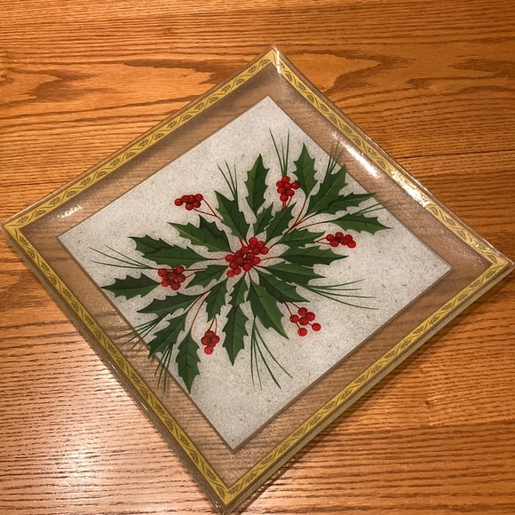 Gorham HOLLY GLASS DISH - Picture 2 of 10